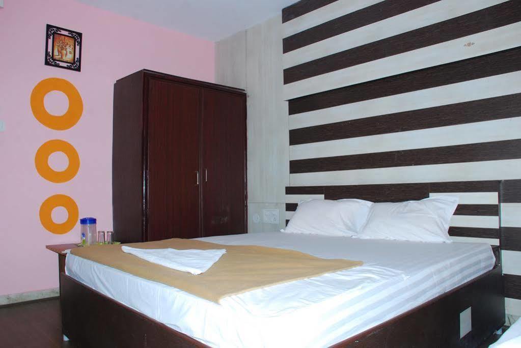Jayalakshmi Residency Hotel Tirupati Eksteriør billede